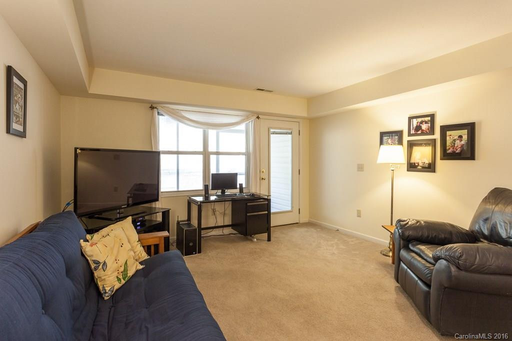 103 Carlyle Way #103 - Photo 11