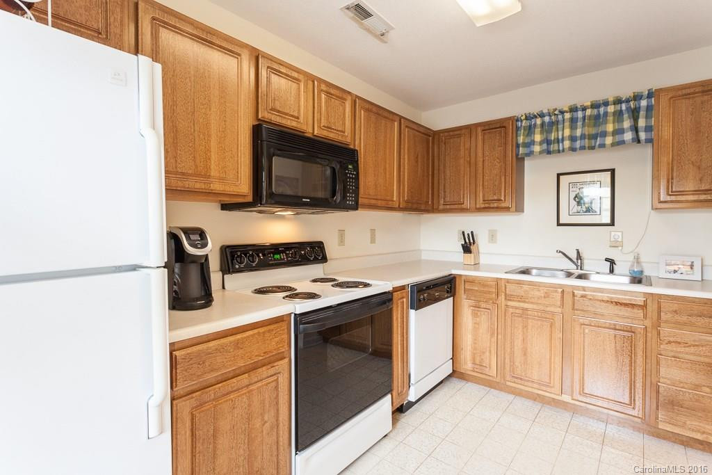 103 Carlyle Way #103 - Photo 7