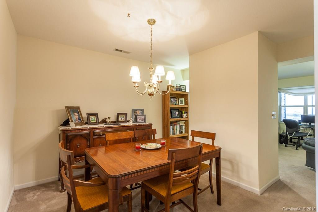 103 Carlyle Way #103 - Photo 8