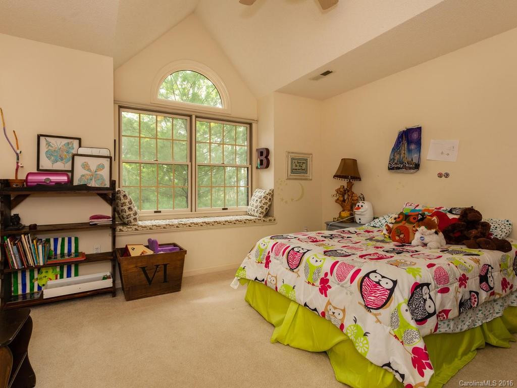 18 Sunny Ridge Drive - Photo 17