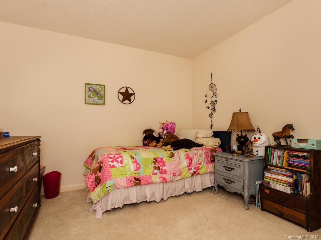 18 Sunny Ridge Drive - Photo 19