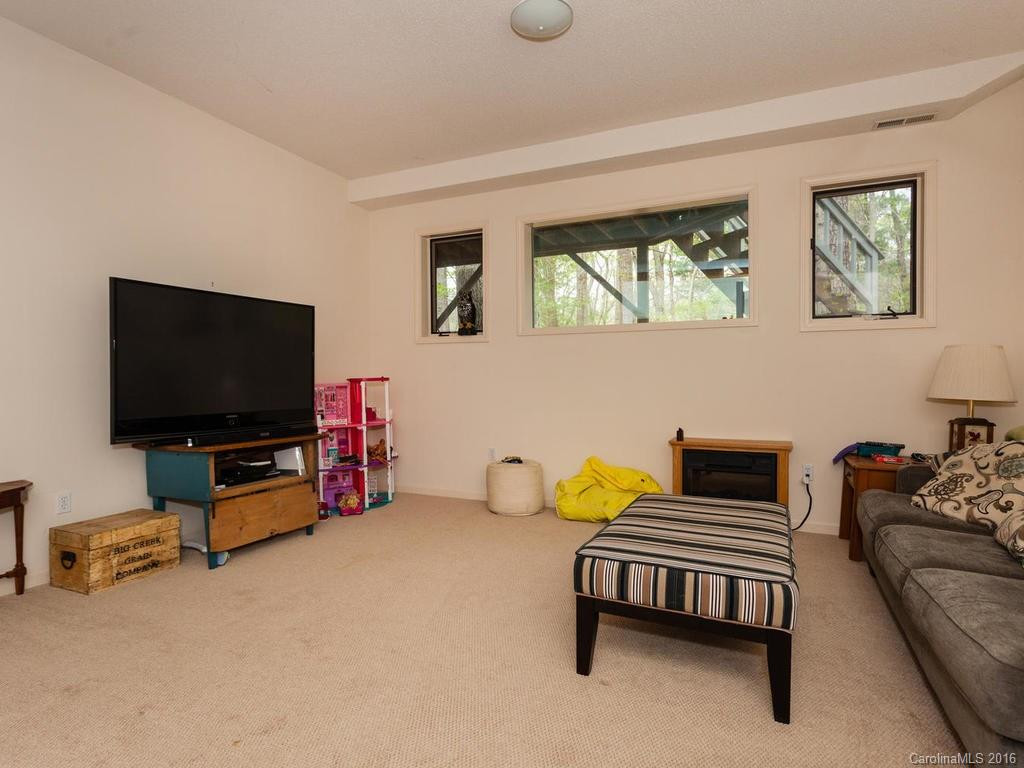 18 Sunny Ridge Drive - Photo 22