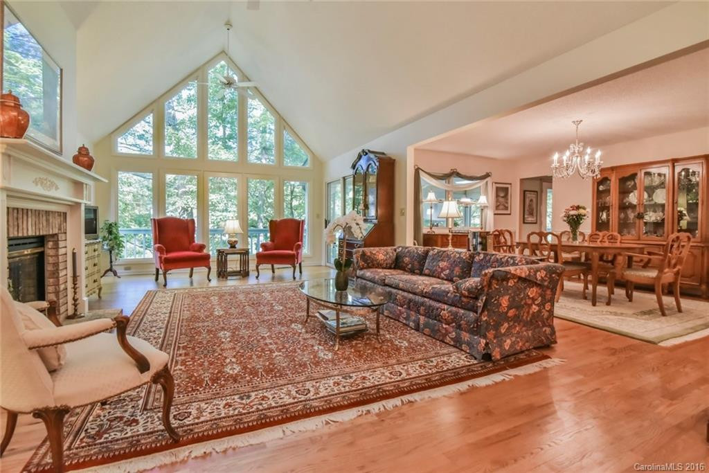 215 Fern Creek Drive #8 - Photo 3