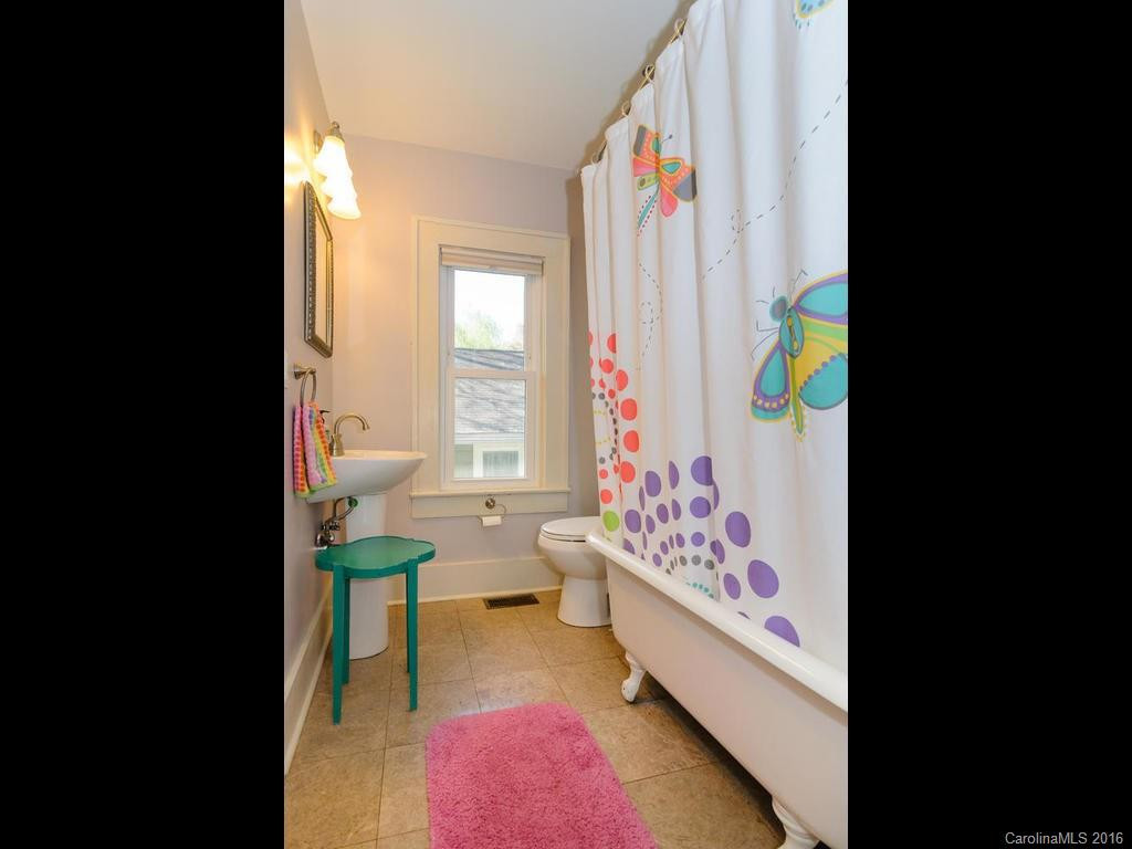 219 Fairfax Avenue - Photo 19