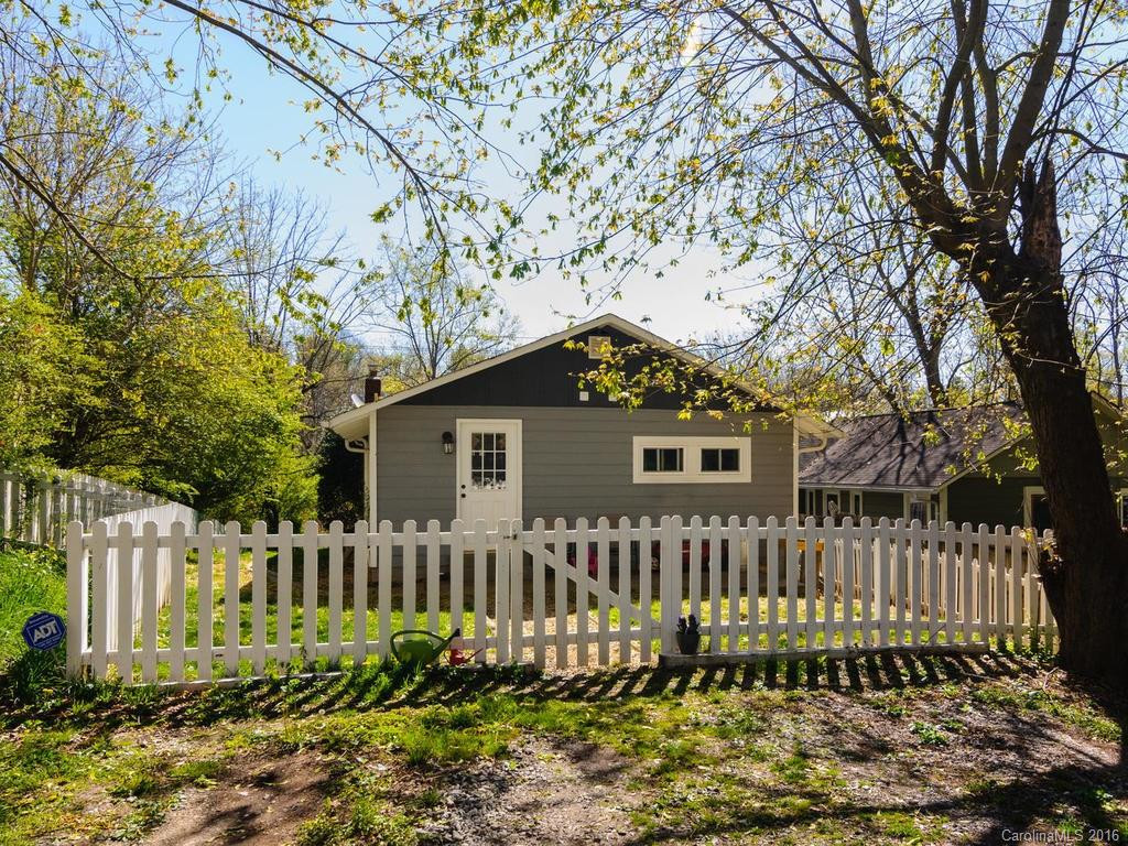 219 Fairfax Avenue - Photo 23