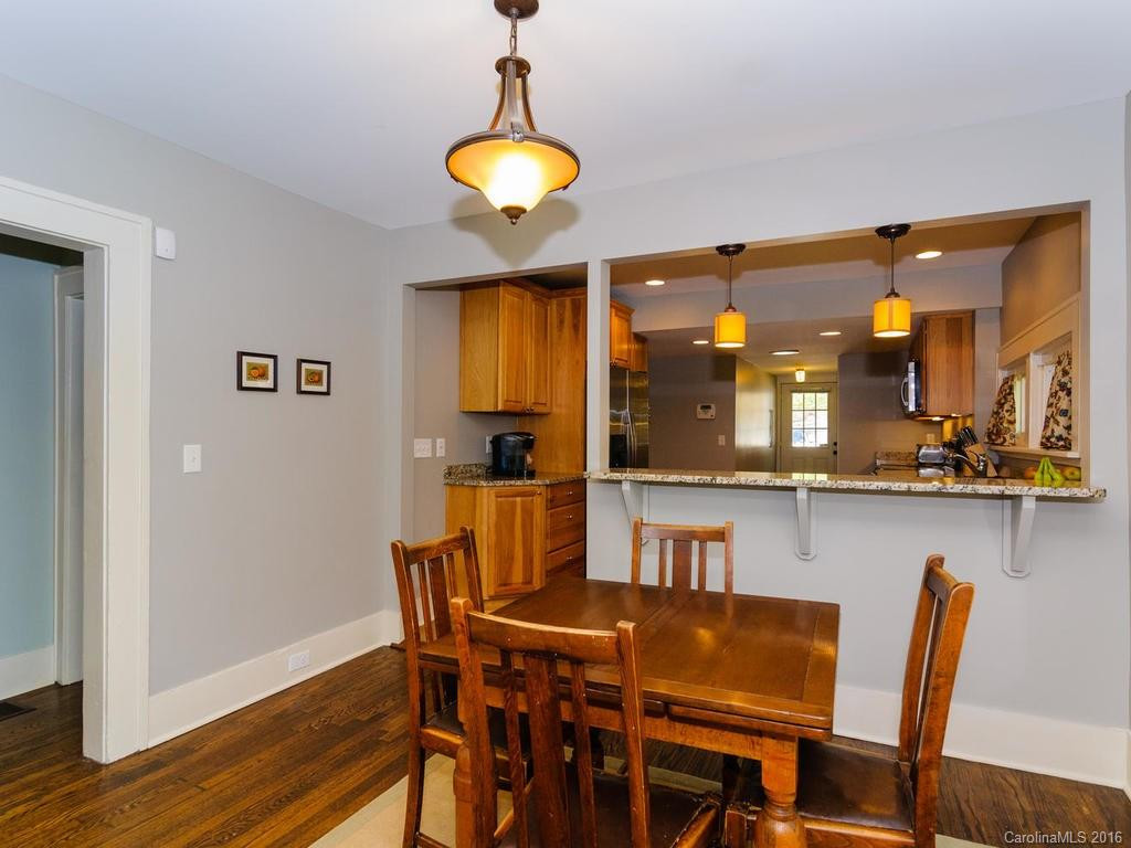 219 Fairfax Avenue - Photo 8