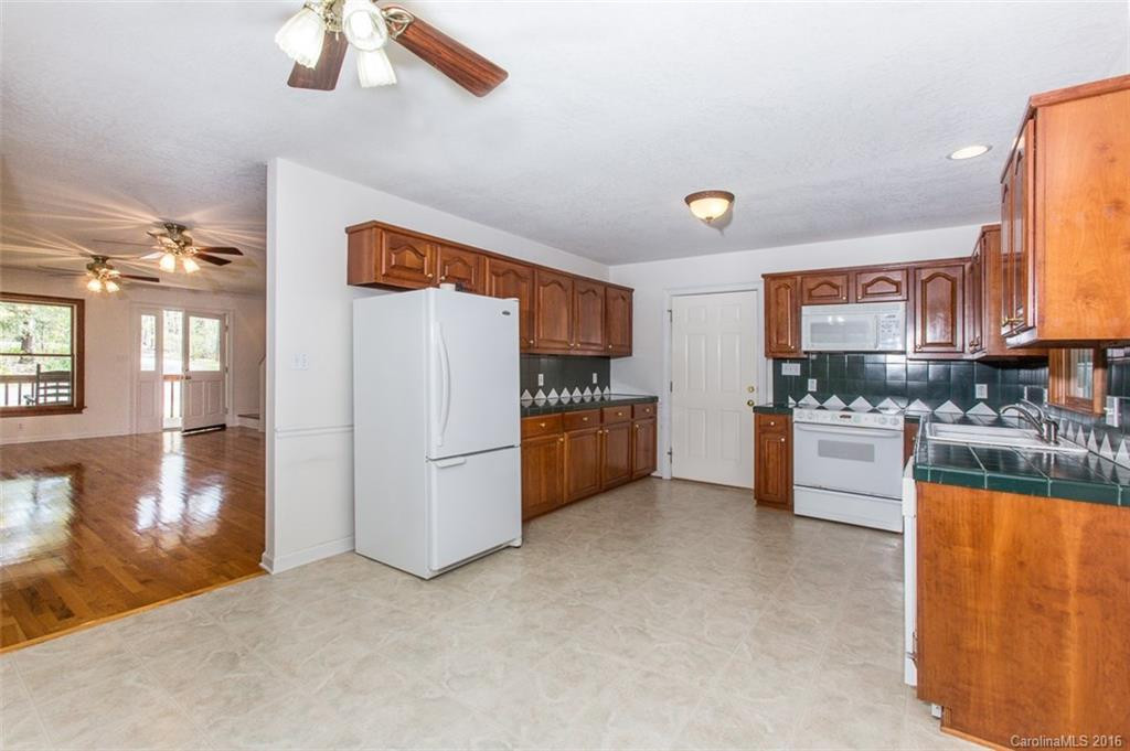 238 Beaver Ridge Road - Photo 9