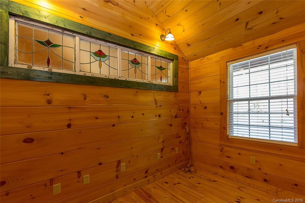 8593 Sugar Hill Road - Photo 17