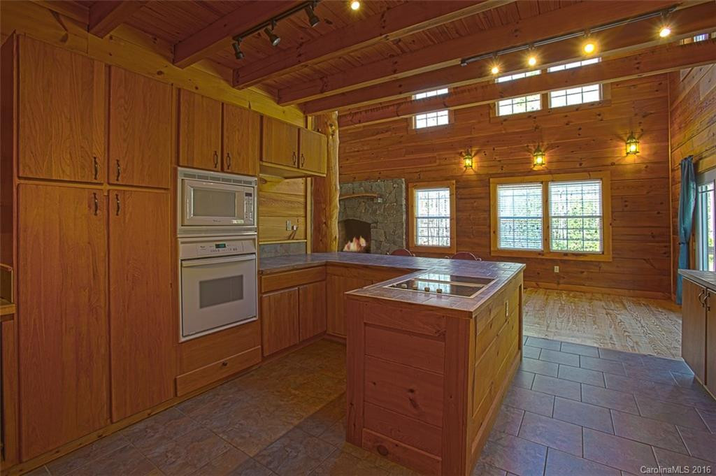 8593 Sugar Hill Road - Photo 5