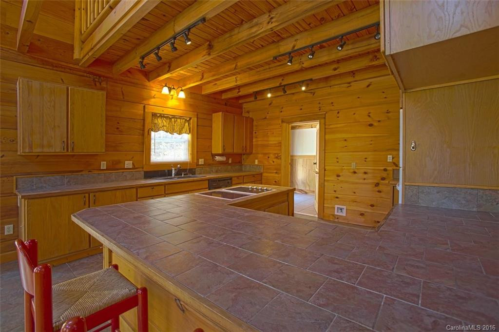 8593 Sugar Hill Road - Photo 8