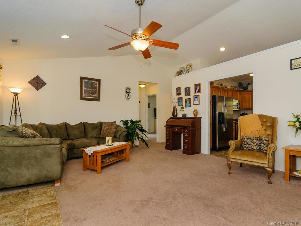 1830 New Stock Road - Photo 3