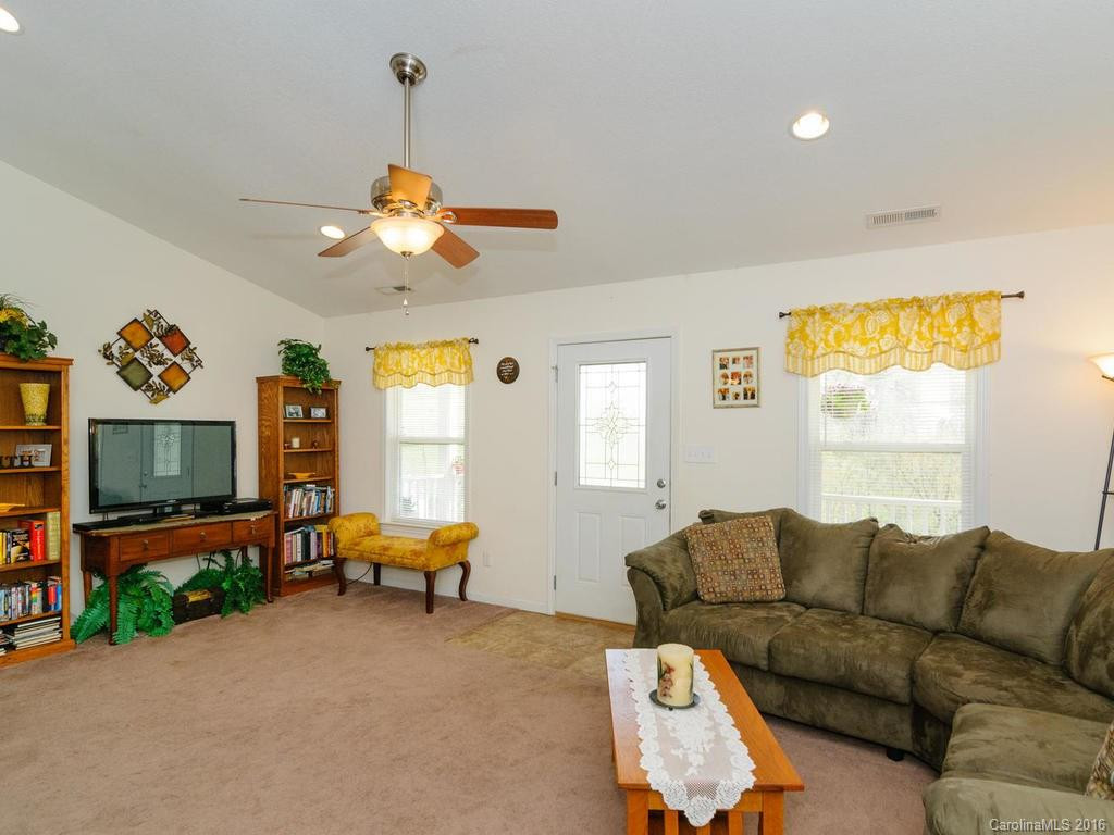 1830 New Stock Road - Photo 4
