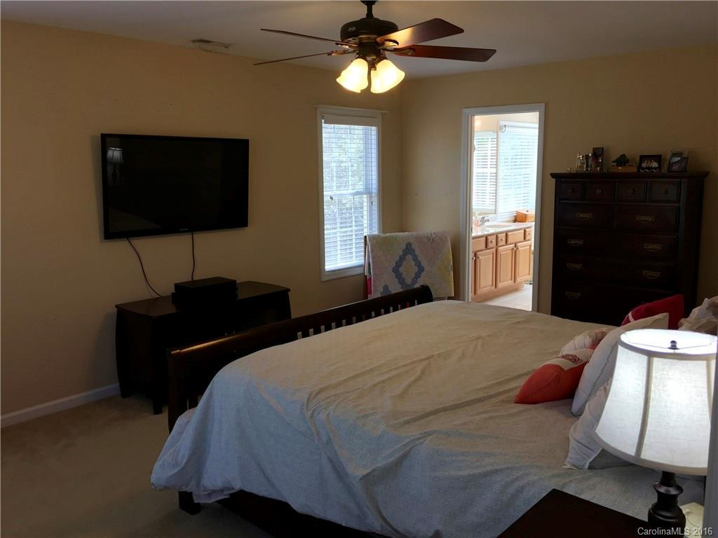 273 Cross Creek Drive - Photo 11
