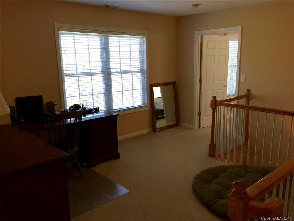 273 Cross Creek Drive - Photo 9