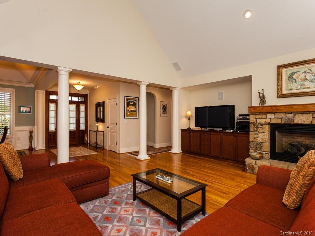7 Tuscany Lane - Photo 5