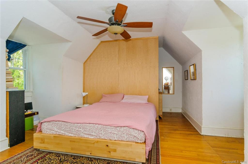 347 Sand Hill Road - Photo 18