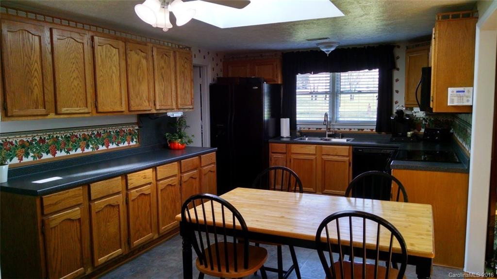 1978 Ridge Road - Photo 2