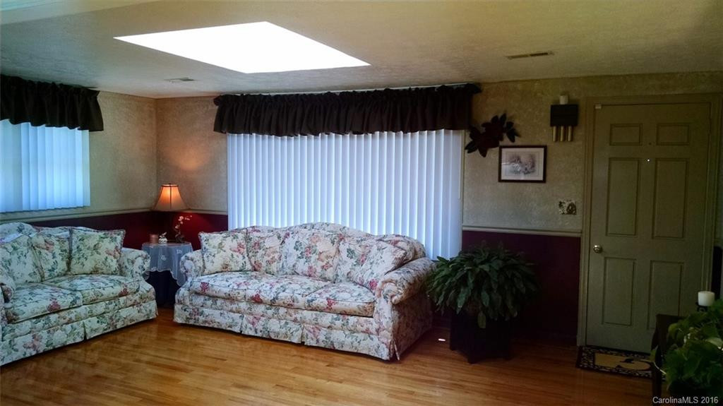 1978 Ridge Road - Photo 3