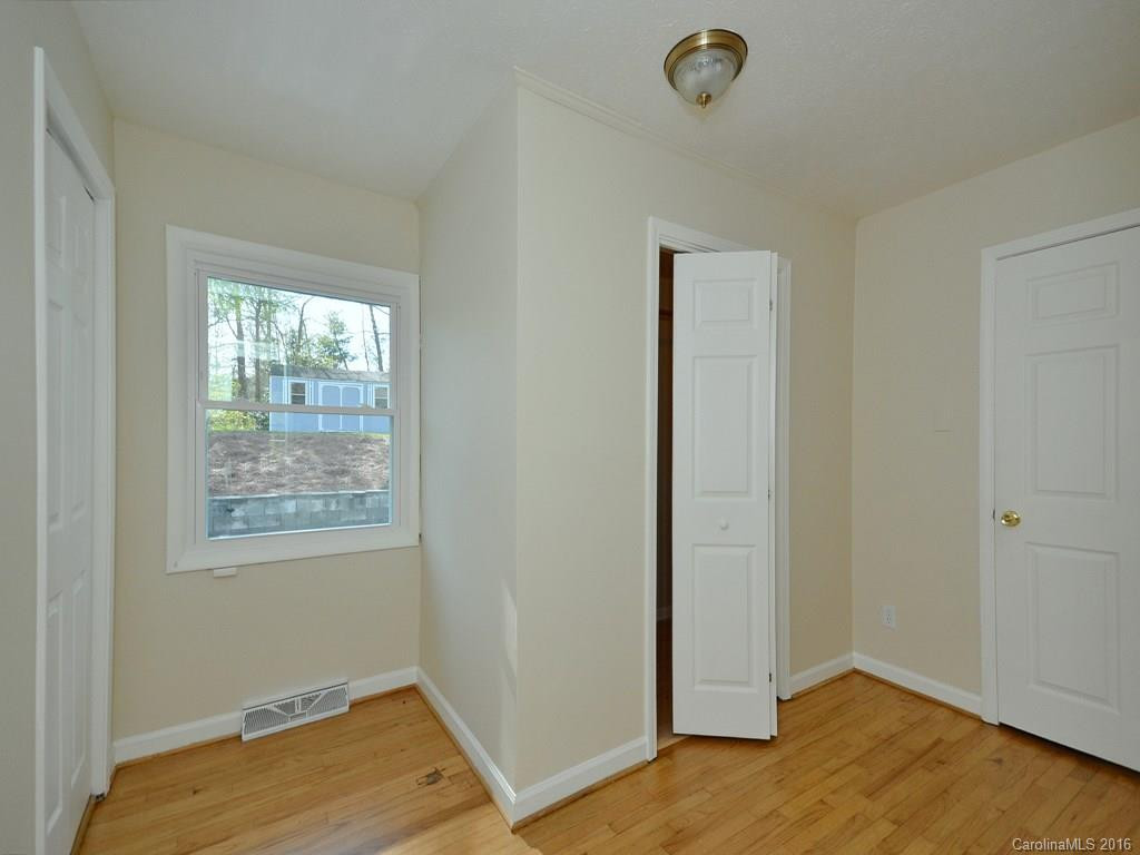 403 Rowland Road - Photo 14