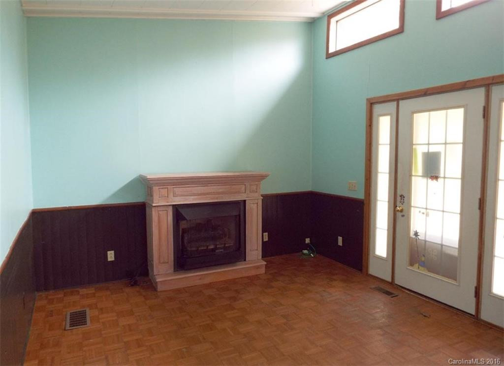 1211 Cherokee Drive - Photo 5