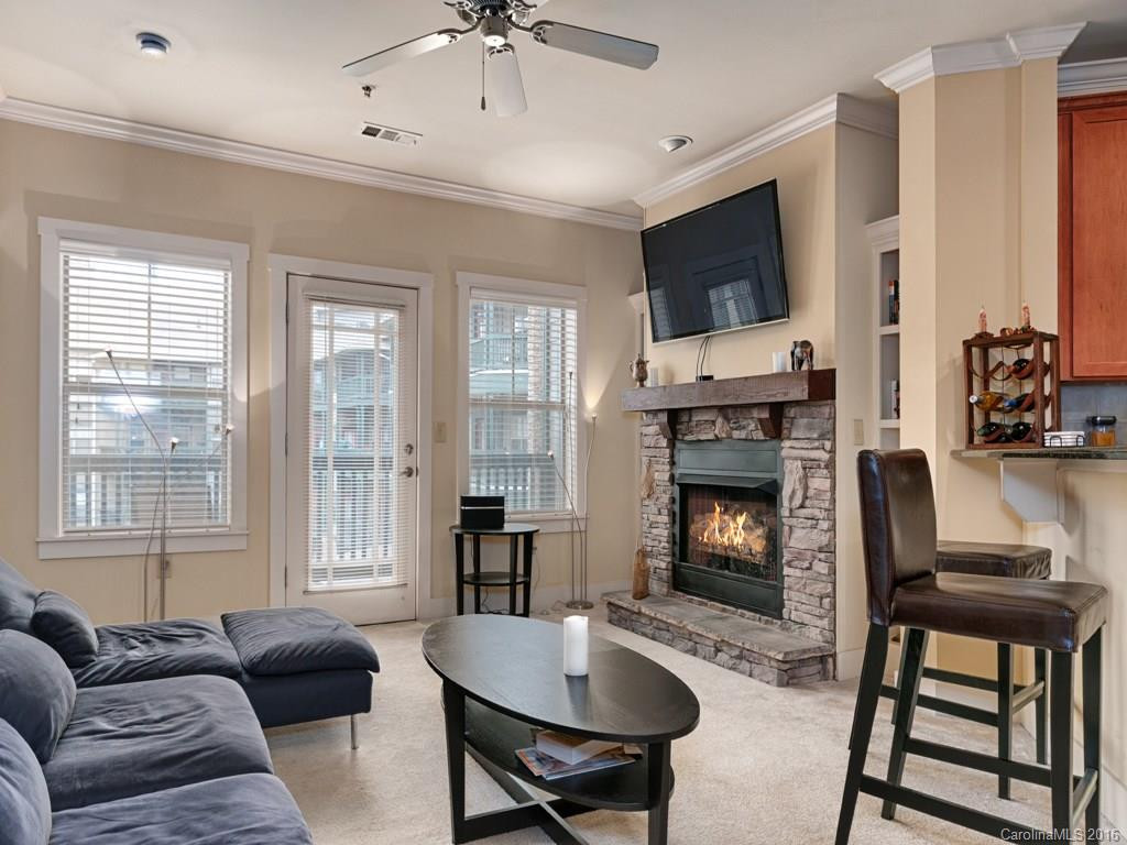 9 Kenilworth Knoll #318 - Photo 2