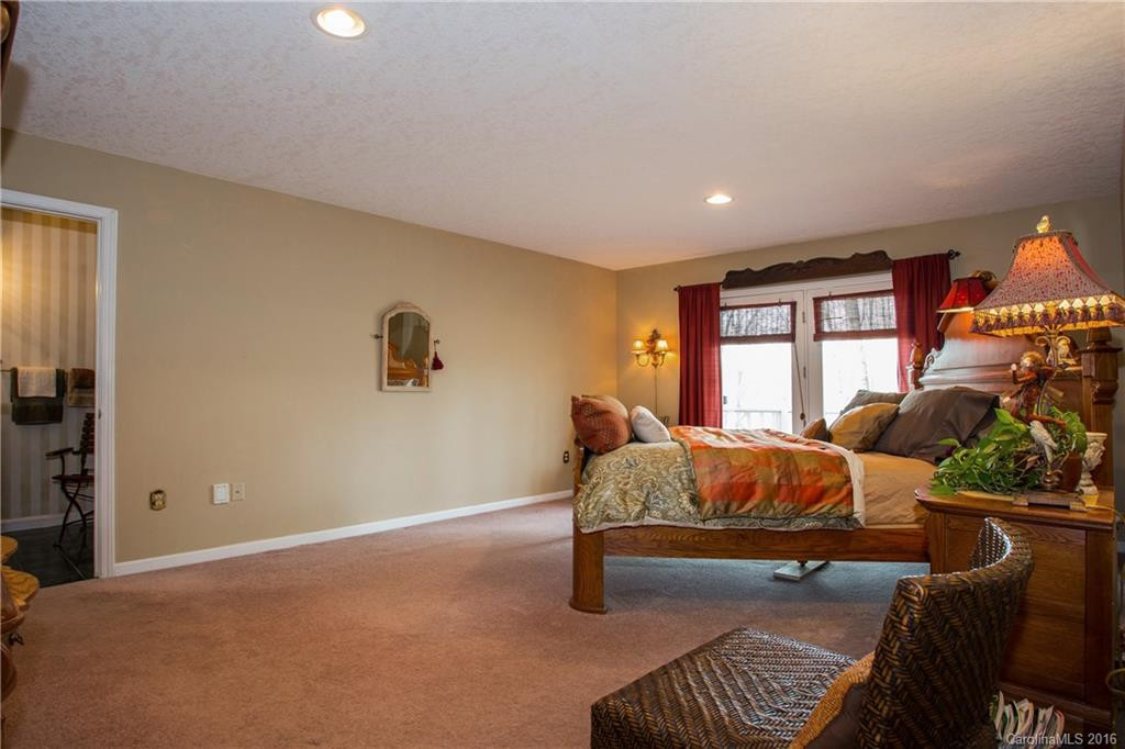 92 Red Oak Drive - Photo 12