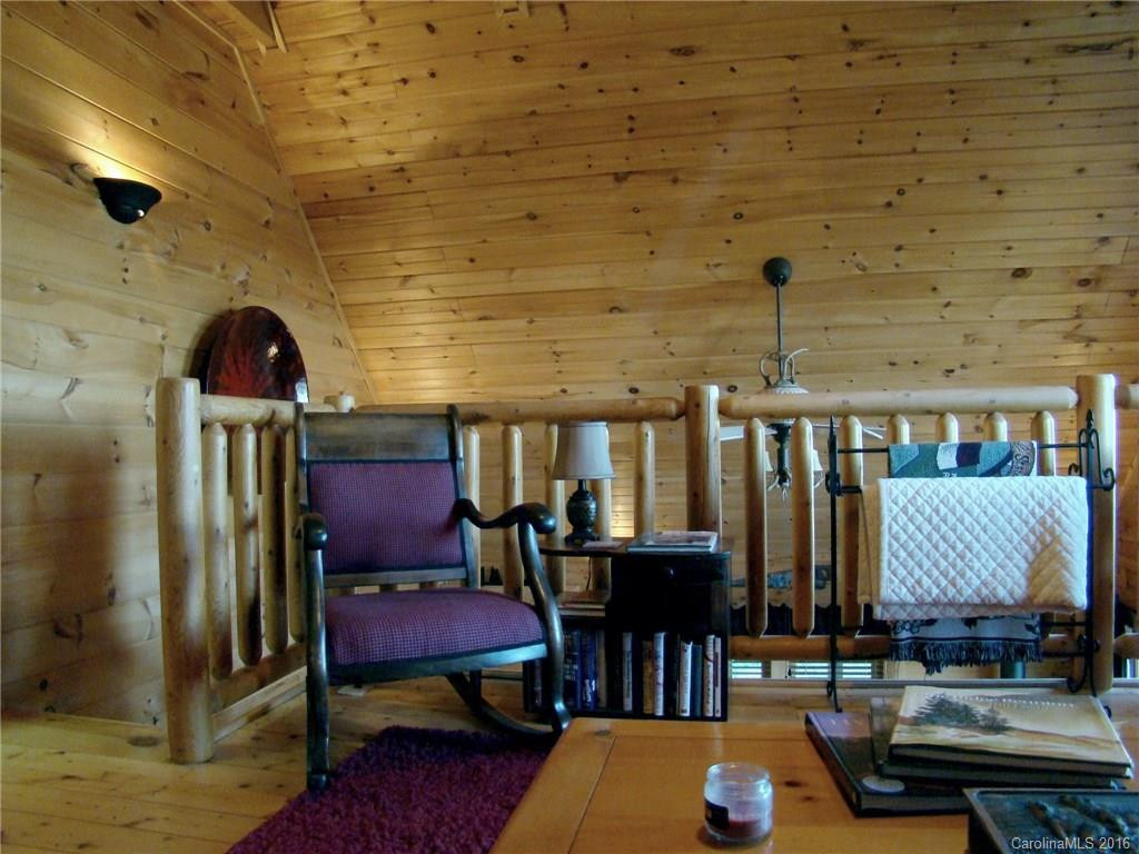 918 Mountain Lookout Drive - Photo 18