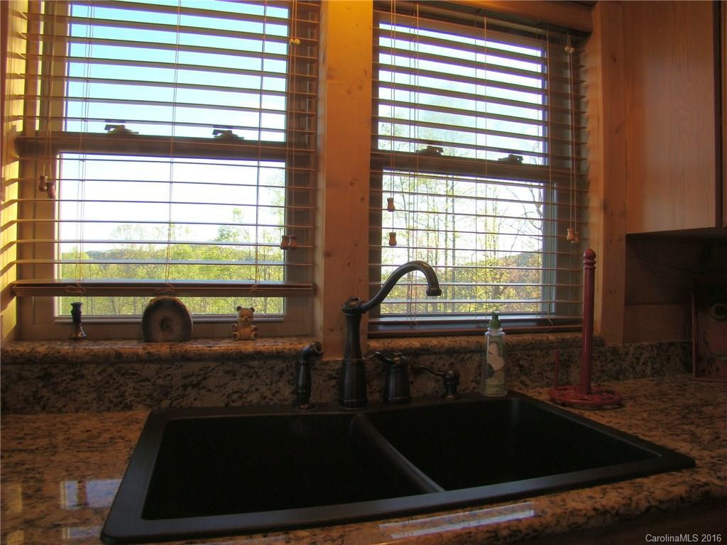 918 Mountain Lookout Drive - Photo 7