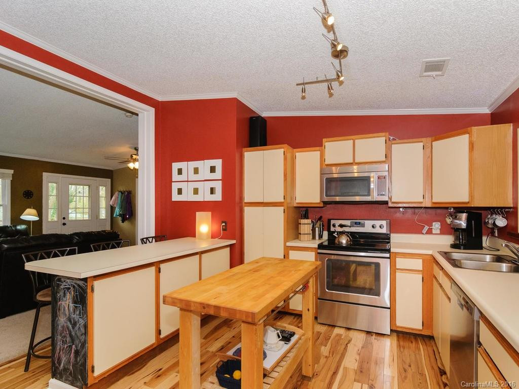365 Riverview Drive - Photo 11