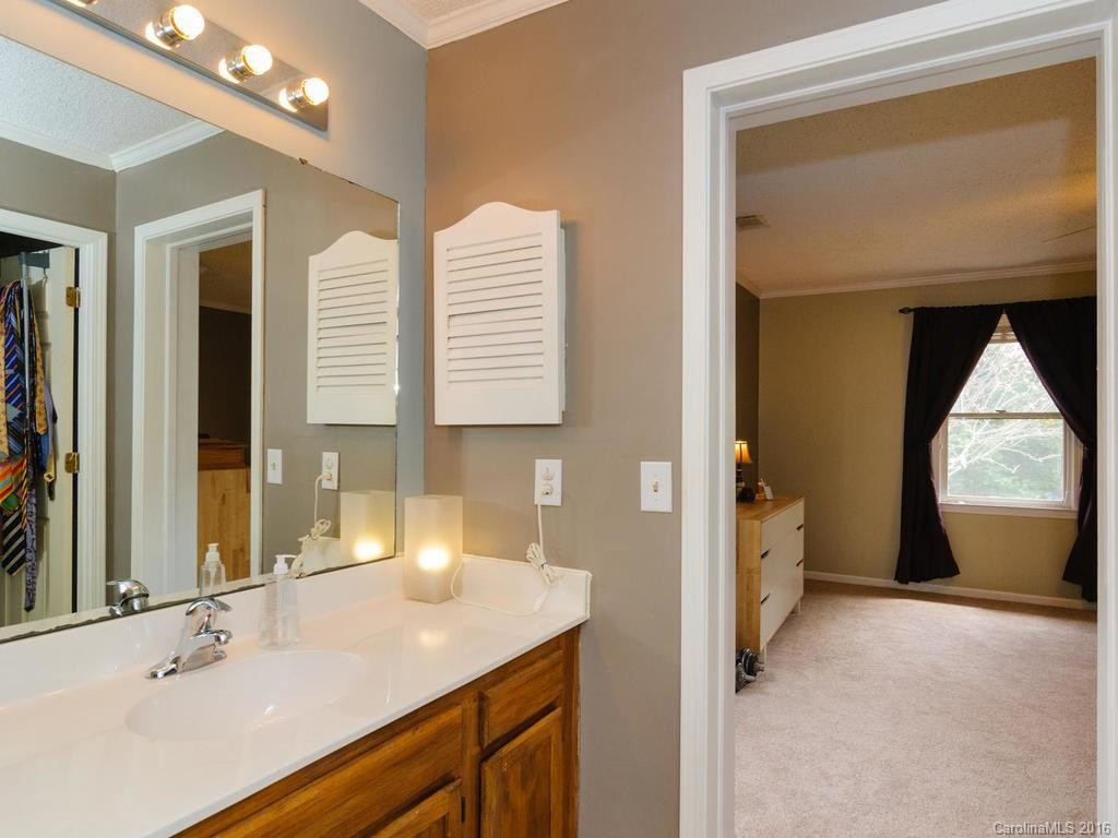 365 Riverview Drive - Photo 17