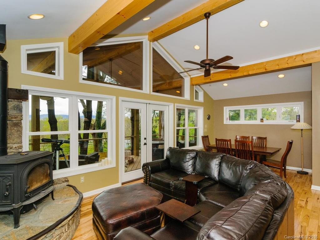 365 Riverview Drive - Photo 5