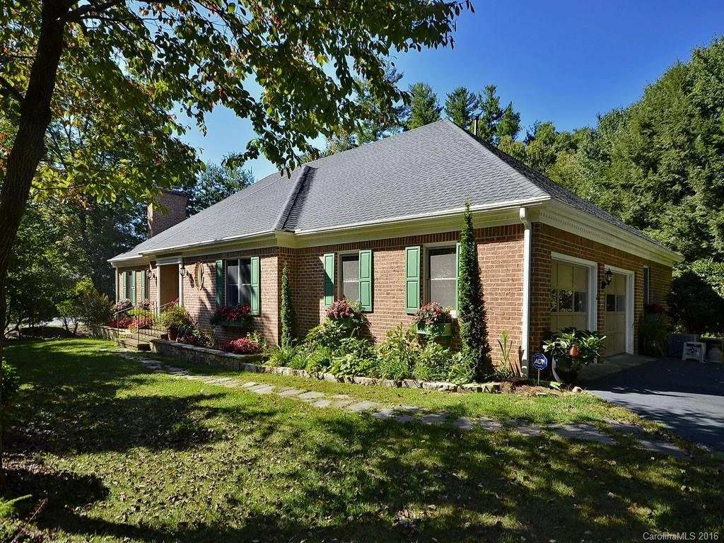 112 Radcliff Court
