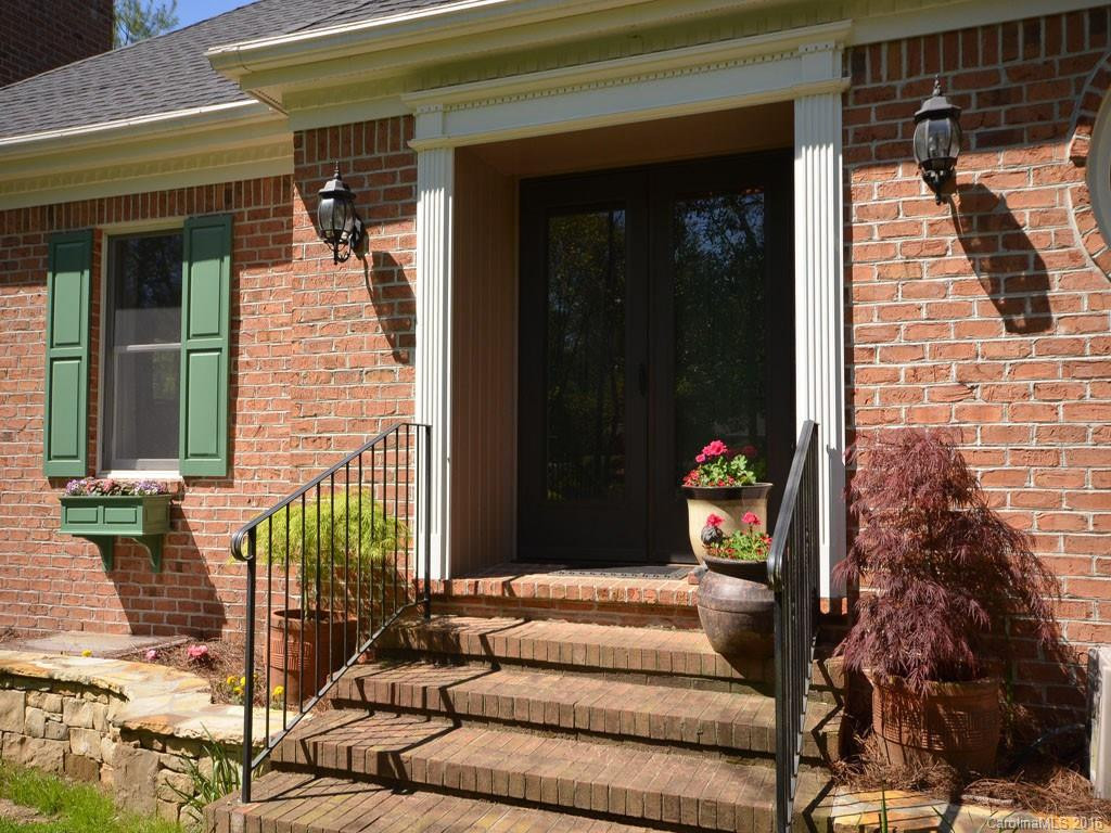 112 Radcliff Court - Photo 16