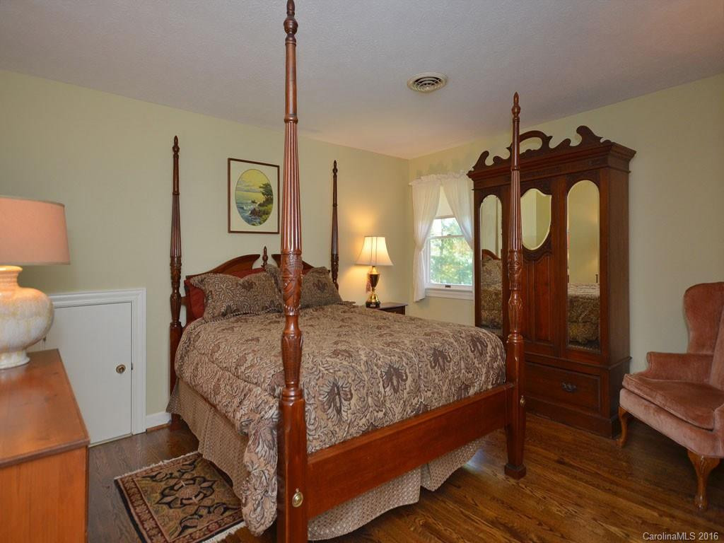 112 Radcliff Court - Photo 19