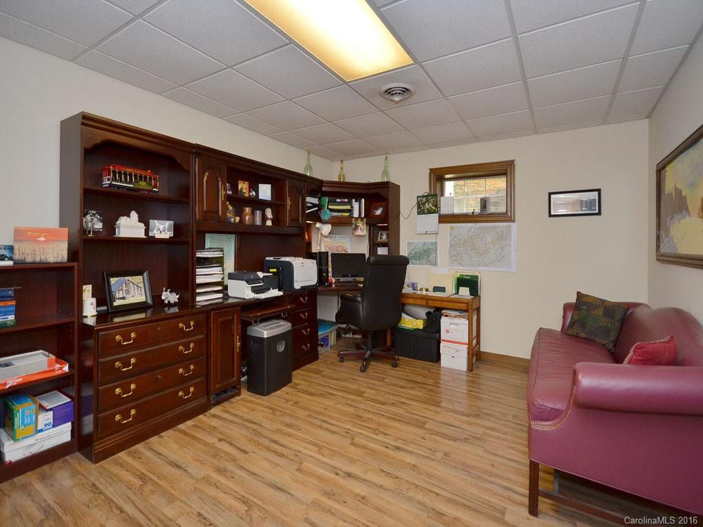112 Radcliff Court - Photo 24