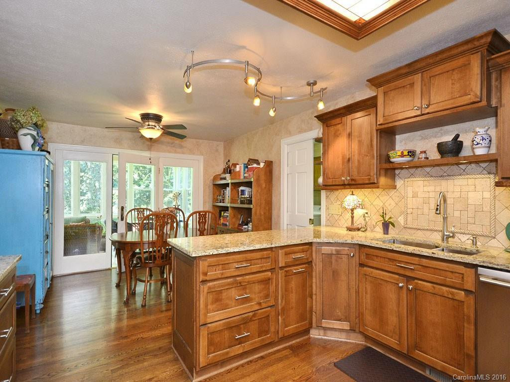 112 Radcliff Court - Photo 8