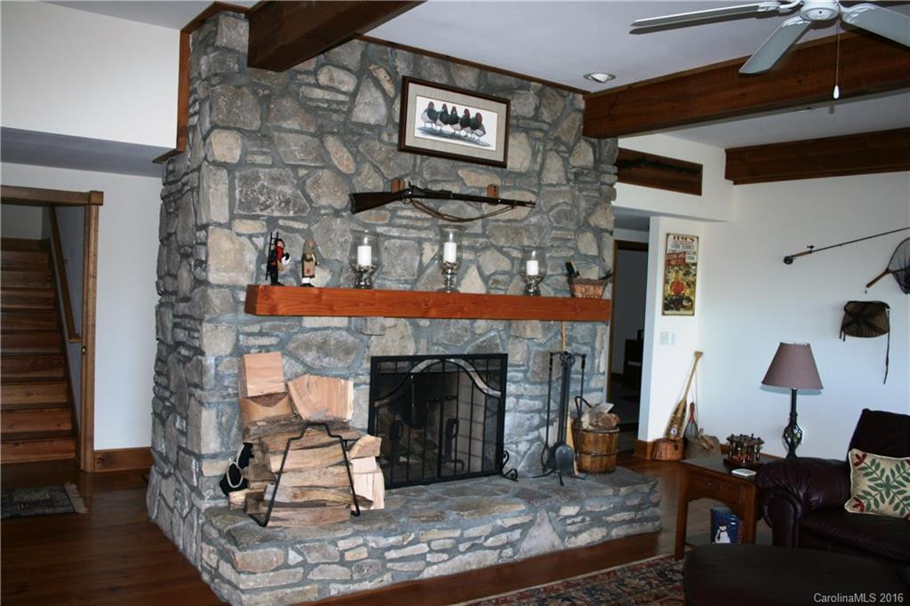409 Upper Haw Drive - Photo 10