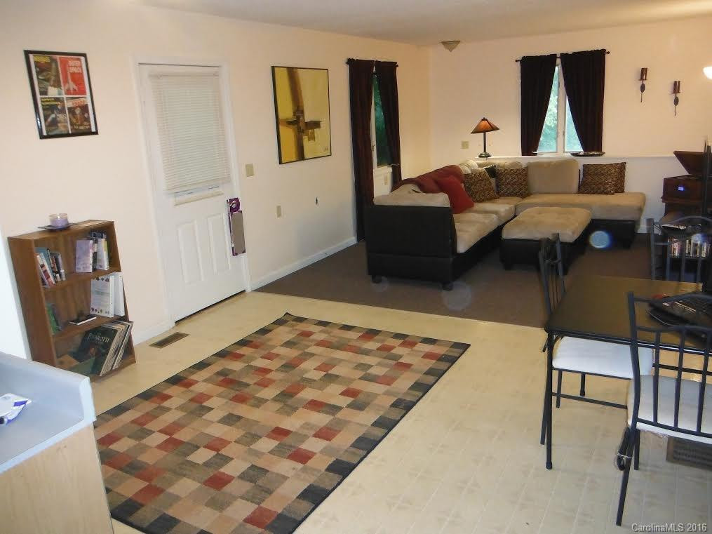 82 Allen Henson Circle - Photo 5