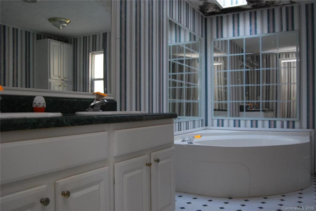 55 Laurel Woods Road - Photo 12