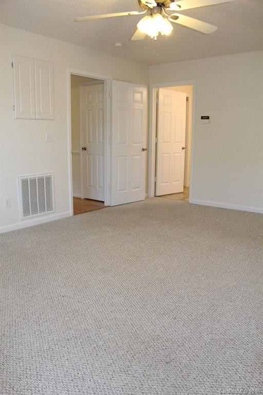 204 Springwood Drive - Photo 11