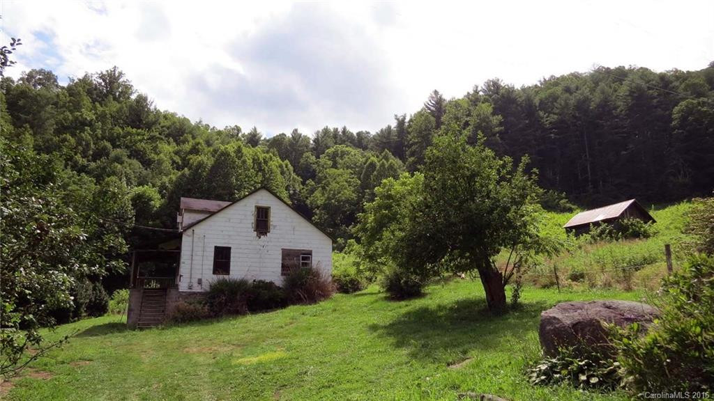 405 Freedom Lane