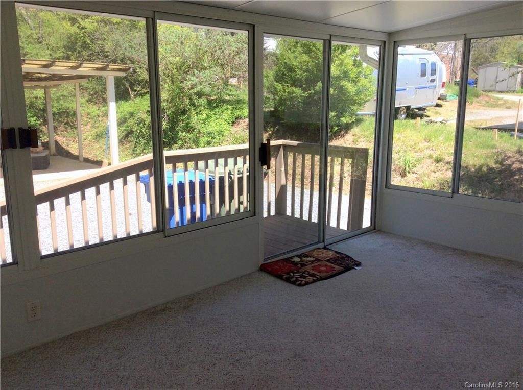 1209 Willow Road - Photo 13