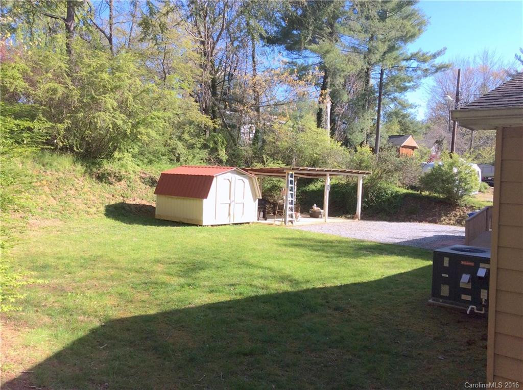 1209 Willow Road - Photo 4