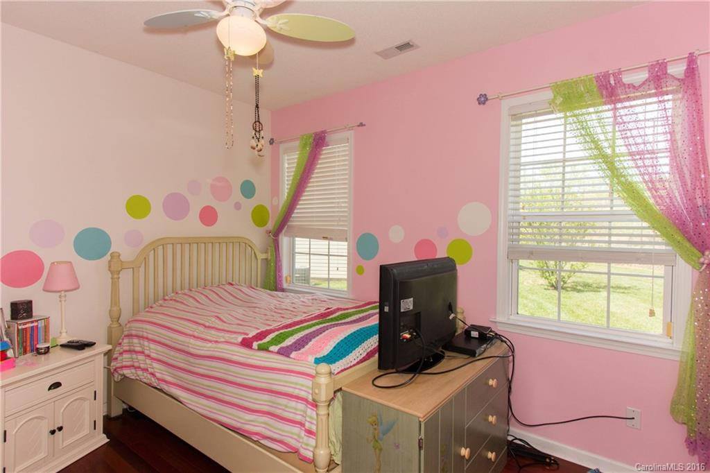34 Summer Meadow Road - Photo 16