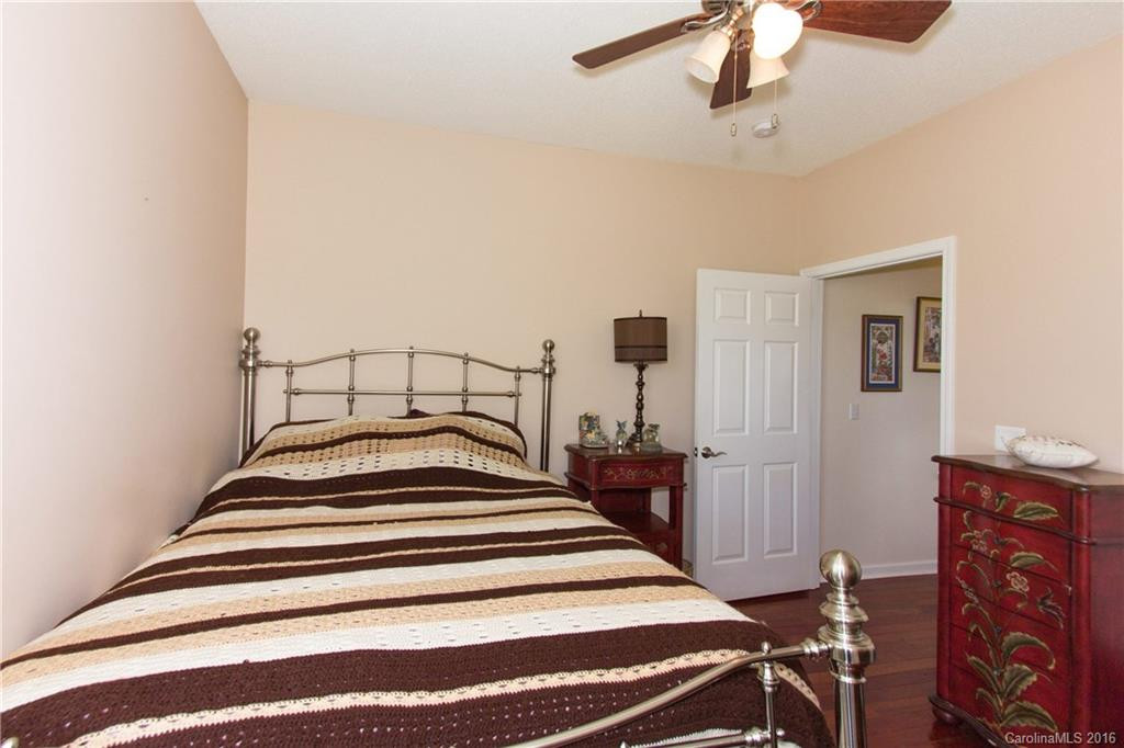 34 Summer Meadow Road - Photo 18