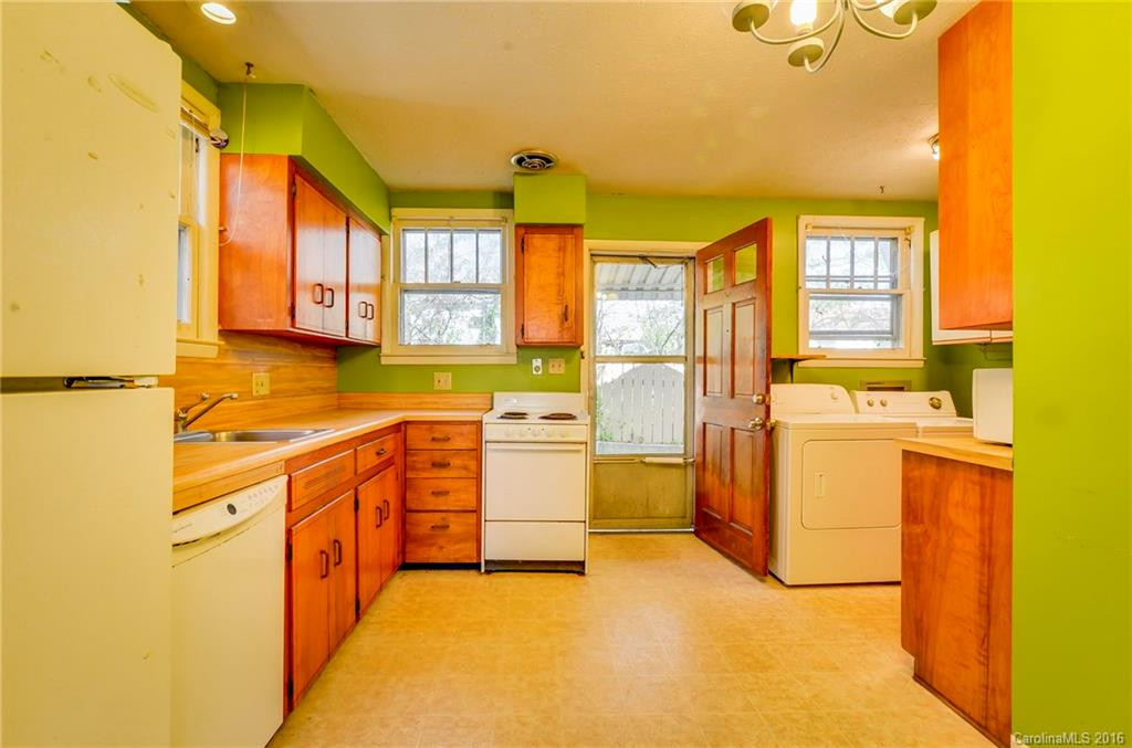 28 Parkman Avenue - Photo 11