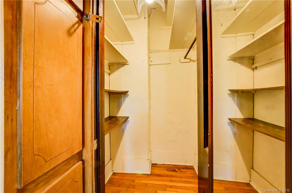28 Parkman Avenue - Photo 17