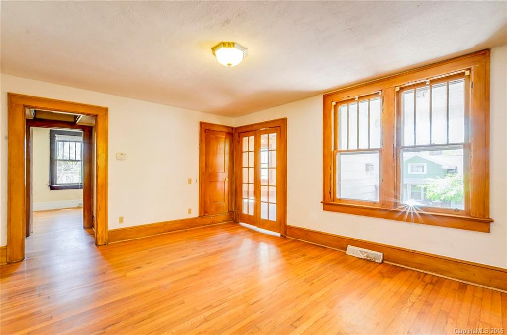 28 Parkman Avenue - Photo 4