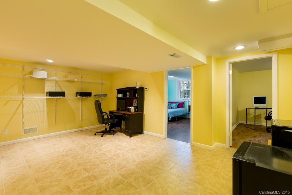 6 Clearbrook Road - Photo 17