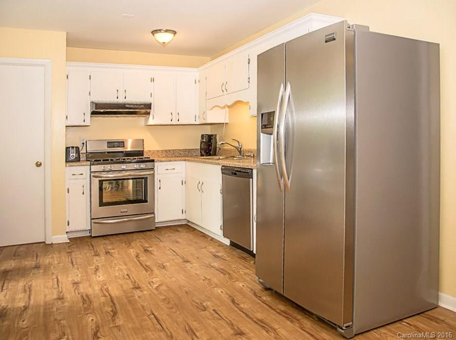 6 Clearbrook Road - Photo 5